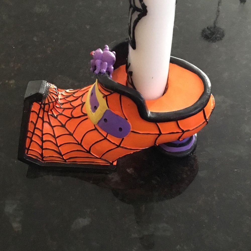 Halloween witch boots with spiderwebs! - Picture 4 of 7